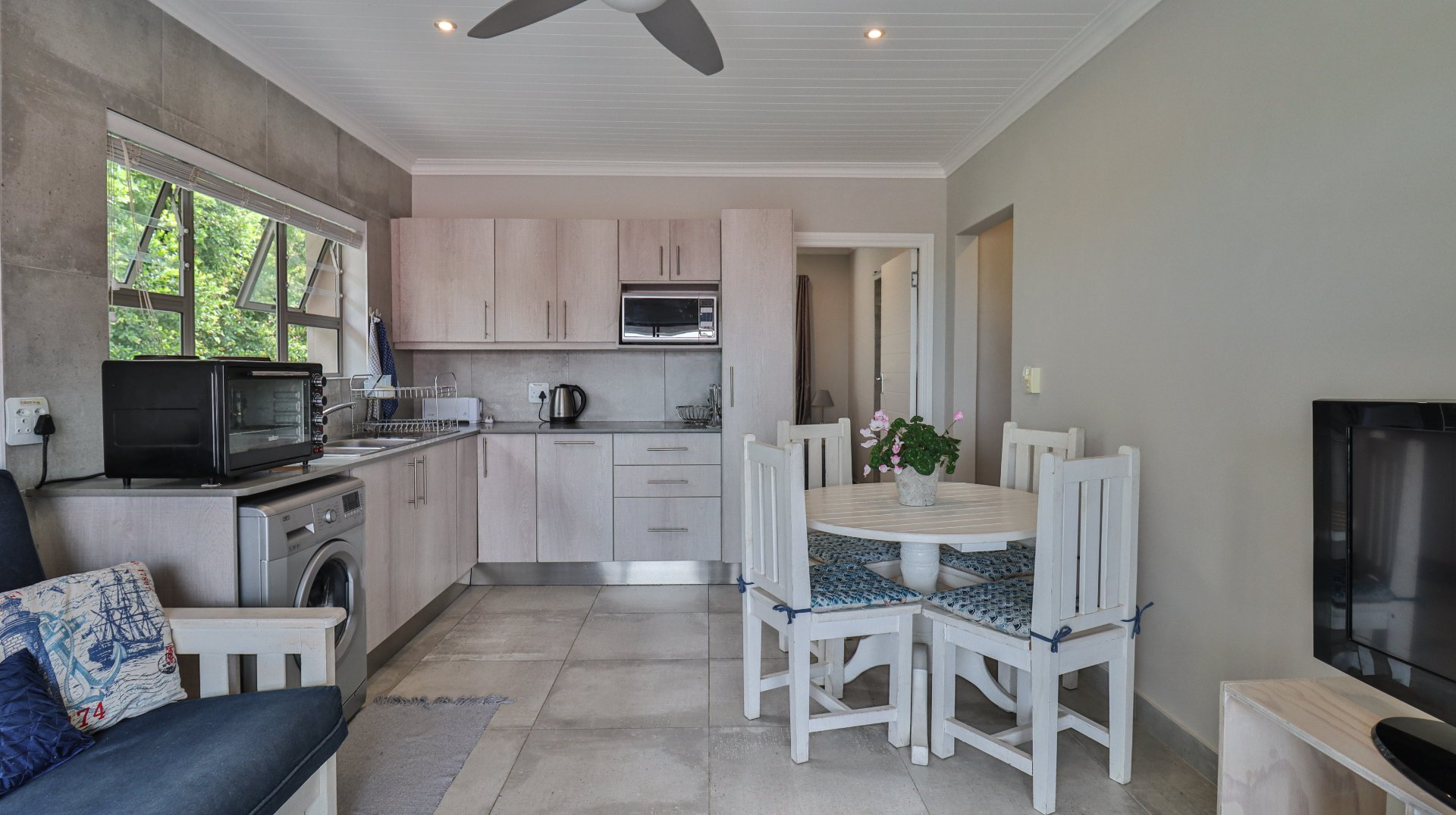 3 Bedroom Property for Sale in Avonddans Western Cape